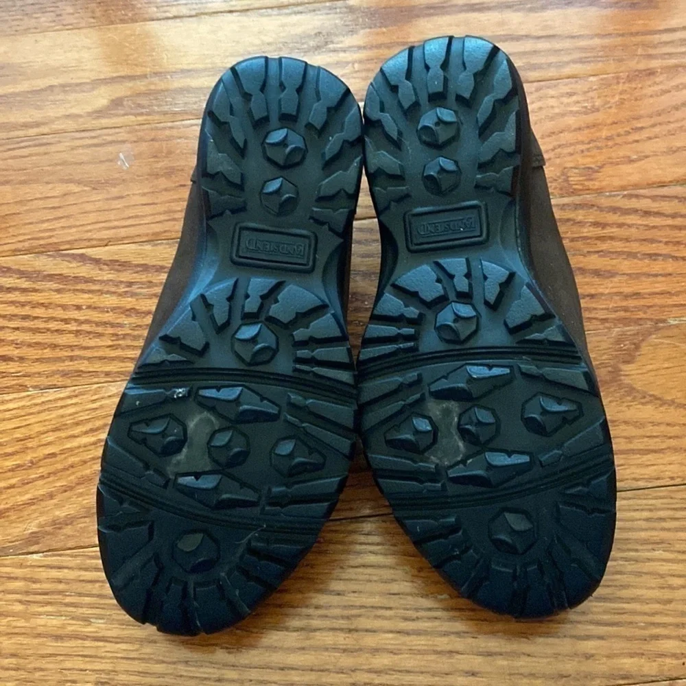 Lands End‎ like new slip on women’s loafers in deep chocolate brown size 7D EUC